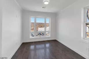 784 Valley St, Union Township, NJ 07088 - Photo 16