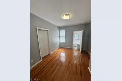705 S 15th St, Newark, NJ 07103 - Photo 22