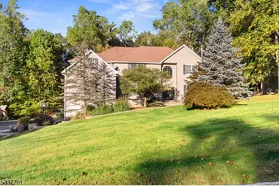 14 Sabine Ln, Hardyston Township, NJ 07416 - Photo 4