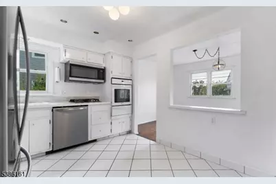 341 Trotting Rd, Union Township, NJ 07083 - Photo 8