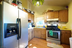 16 Hart Pl, Union Township, NJ 07083 - Photo 6