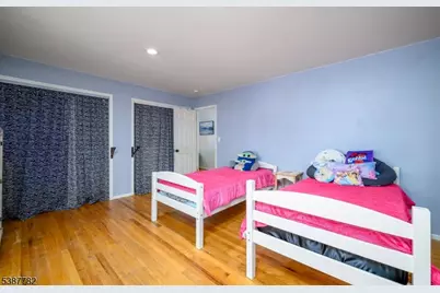 920 Robin Rd, Hillsborough Township, NJ 08844 - Photo 16