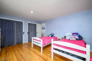 920 Robin Rd, Hillsborough Township, NJ 08844 - Photo 16