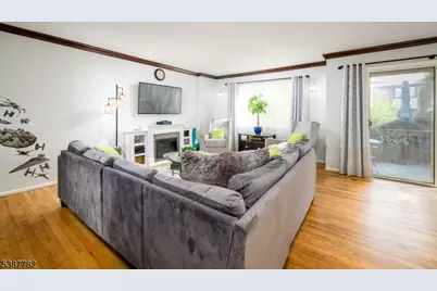 920 Robin Rd, Hillsborough Township, NJ 08844 - Photo 10