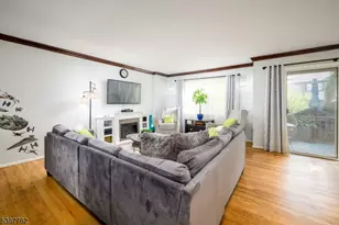 920 Robin Rd, Hillsborough Township, NJ 08844 - Photo 10