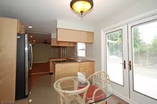 25 Hughes Rd, Franklin Township, NJ 08873 - Photo 14