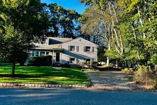 6 Mayhew Dr, Livingston, NJ 07039 - Photo 1