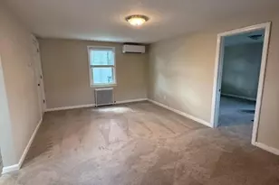 8 Cedar St, South Bound Brook Boro, NJ 08880 - Photo 4