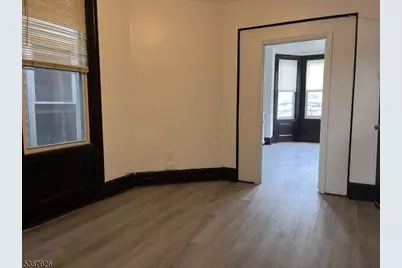 162 Parker St, Newark, NJ 07104 - Photo 10