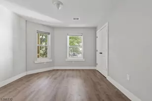 58 Park Ave, East Orange, NJ 07017 - Photo 12