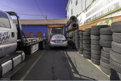 44 New York Ave, Newark, NJ 07105 - Photo 10