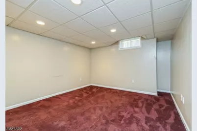 27 Rolling Views Dr, Woodland Park, NJ 07424 - Photo 24