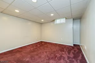 27 Rolling Views Dr, Woodland Park, NJ 07424 - Photo 24