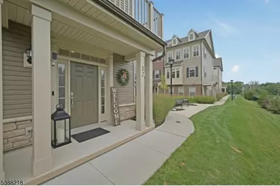 32 Gala Ct, Livingston, NJ 07039 - Photo 1