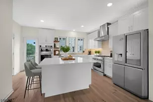 32 Gala Ct, Livingston, NJ 07039 - Photo 4