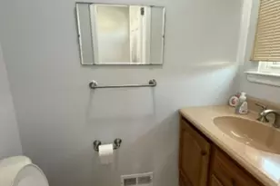 121 Dunham Ave, Edison Twp., NJ 08817 - Photo 12