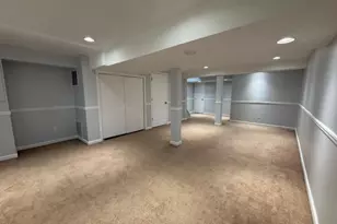 121 Dunham Ave, Edison Twp., NJ 08817 - Photo 6