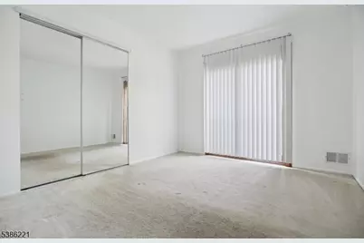 915 Spruce Hills Dr, Glen Gardner, NJ 08826 - Photo 16