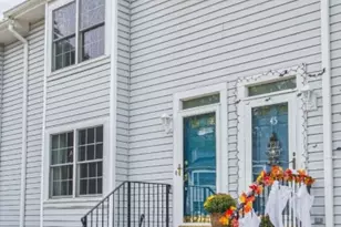 43 Village Dr, Hamburg, NJ 07419 - Photo 1