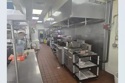 18 Sanford St, East Orange, NJ 07018 - Photo 8