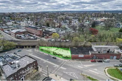 119 Ampere Pkwy, East Orange, NJ 07017 - Photo 30