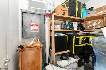 119 Ampere Pkwy, East Orange, NJ 07017 - Photo 18