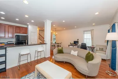 802 Donato Cir, Scotch Plains Township, NJ 07076 - Photo 1