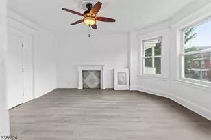 176 N 16th St, East Orange, NJ 07017 - Photo 6