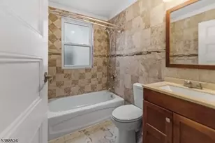 176 N 16th St, East Orange, NJ 07017 - Photo 12