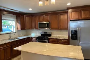 137 Brighton Ave, Belleville, NJ 07109 - Photo 10