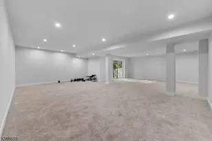 58 Oakwood Blvd, Union Township, NJ 08827 - Photo 34