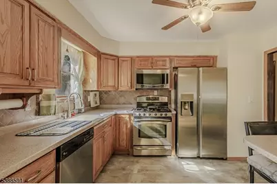 1454 S End Pkwy, Plainfield, NJ 07060 - Photo 10