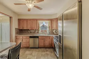 1454 South End Pkwy, Plainfield, NJ 07060 - Photo 10
