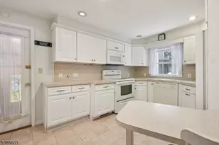 7 Cole Ave, Montville Township, NJ 07045 - Photo 10