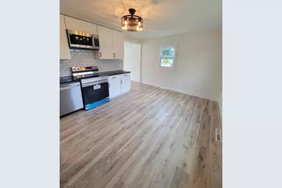 38 Roselawn Ave, Hopewell Twp., NJ 08302 - Photo 2