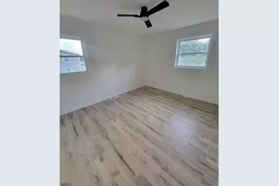 38 Roselawn Ave, Hopewell Twp., NJ 08302 - Photo 6