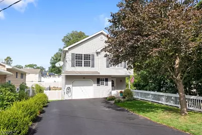 545 Rogers Dr, Roxbury Township, NJ 07850 - Photo 1