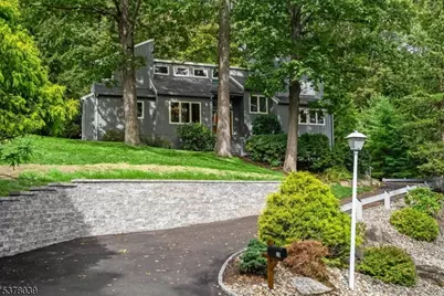 28 Laurel St, Morris Plains, NJ 07950 - Photo 1