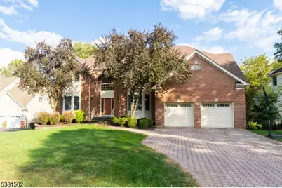 18 Beacon Crest Dr, Bernards Township, NJ 07920 - Photo 1