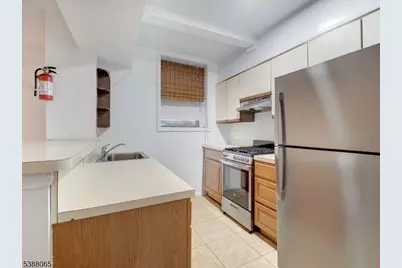 433 Lincoln Ave, City Of Orange Twp., NJ 07050 - Photo 2