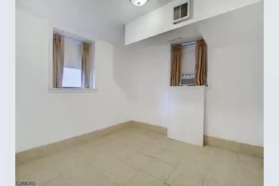 433 Lincoln Ave, City Of Orange Twp., NJ 07050 - Photo 6