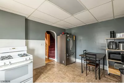 36 Fulton St, Phillipsburg, NJ 08865 - Photo 14