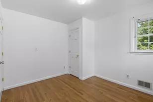 35 Rieder Rd, Edison, NJ 08817 - Photo 8