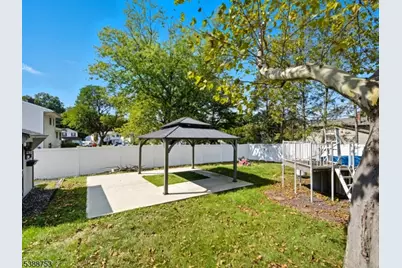 35 Rieder Rd, Edison, NJ 08817 - Photo 22