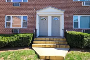 31 York Dr, Edison Twp., NJ 08817 - Photo 2