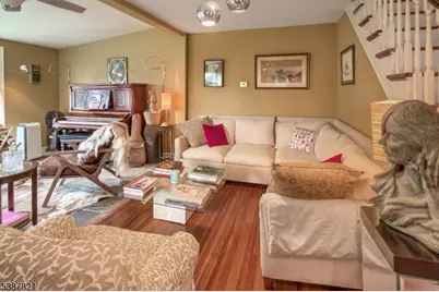 31 Fox Farm Rd, Lopatcong Township, NJ 08865 - Photo 6