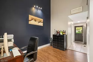 402 Clark Cir, Raritan Township, NJ 08822 - Photo 12