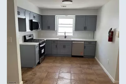 74 Kenmore Ave #2, Newark, NJ 07106 - Photo 2