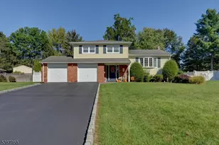 14 Evelyn Pl, Pequannock Township, NJ 07444 - Photo 1