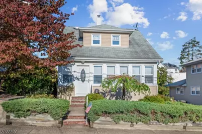 27 Washington Pl, Totowa, NJ 07512 - Photo 1